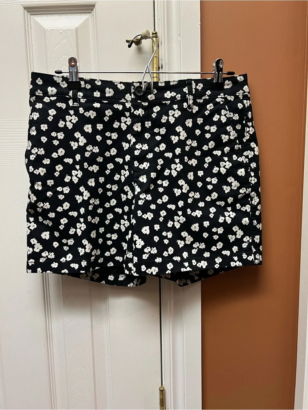 Amazon Essentials Black Shorts with Cream Floral Print